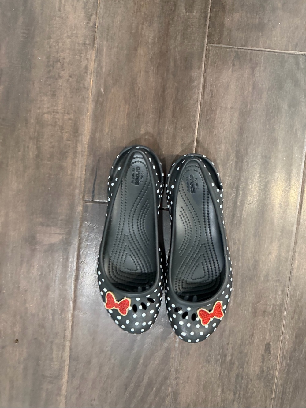 CROCS limited addition Disney Minnie Mouse Black Polka Dot Slingback - Picture 2 of 5
